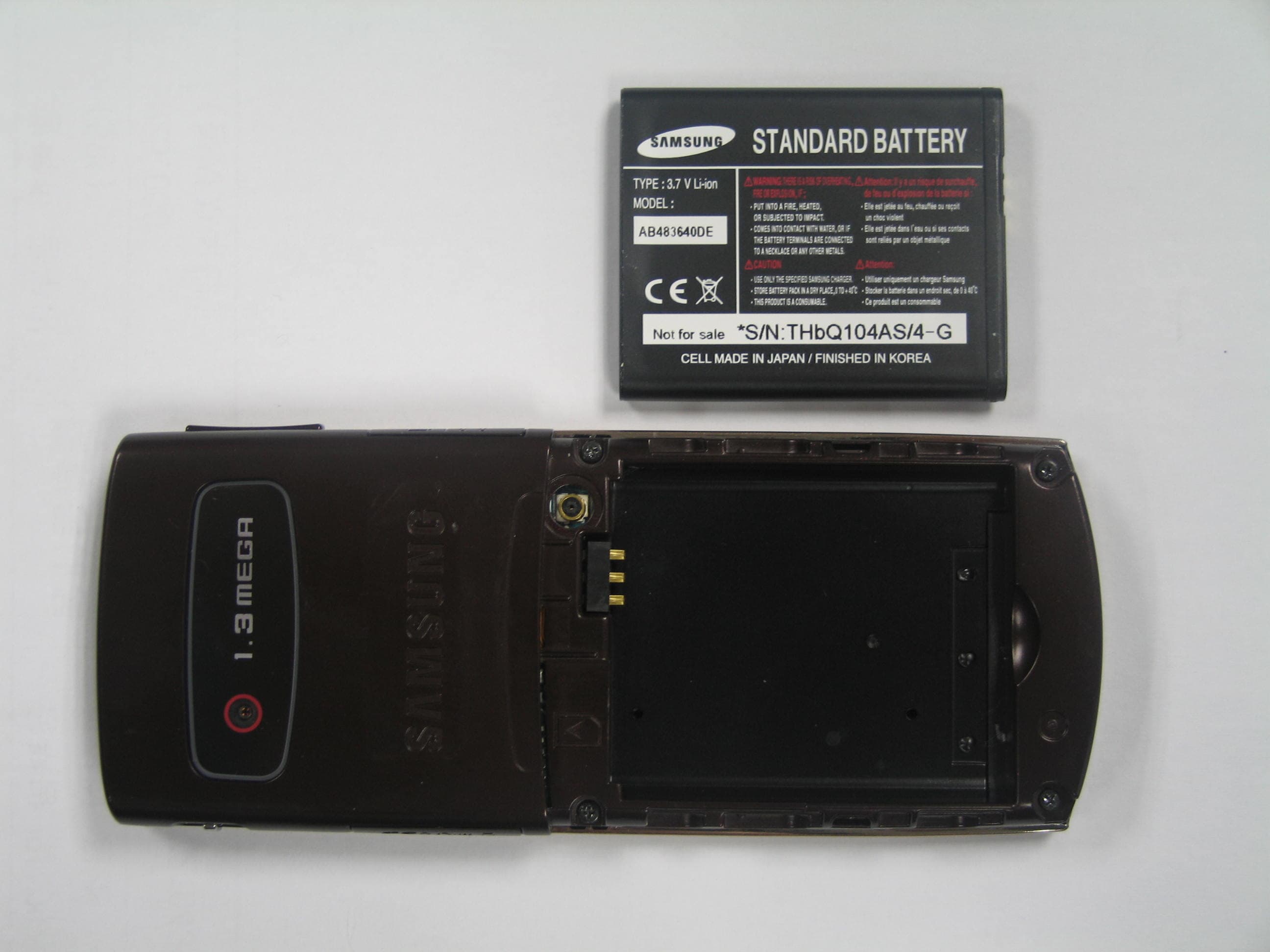 PCS GSM/EDGE Phone with Bluetooth - FCC ID A3LSGHJ150 - Samsung Electronics Co Ltd (3)