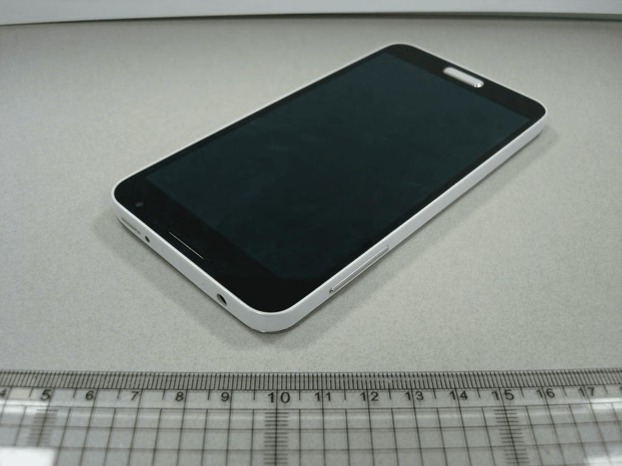 Cellular/PCS GSM/EDGE and Cellular WCDMA Phone with WLAN, Bluetooth, RFID and ANT+ - FCC ID A3LSGHN075T - Samsung Electronics Co Ltd (1)