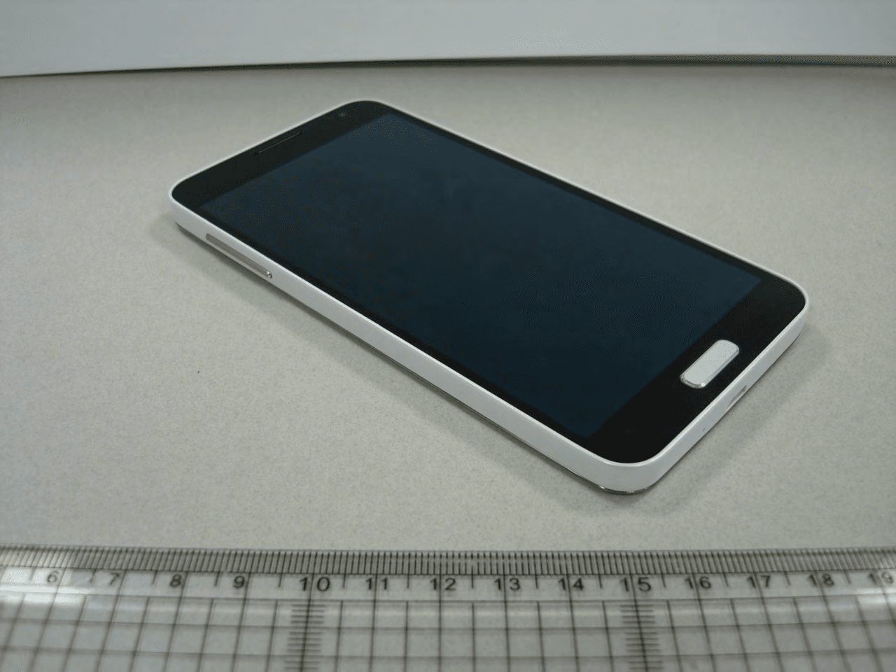 Cellular/PCS GSM/EDGE and Cellular WCDMA Phone with WLAN, Bluetooth, RFID and ANT+ - FCC ID A3LSGHN075T - Samsung Electronics Co Ltd (4)
