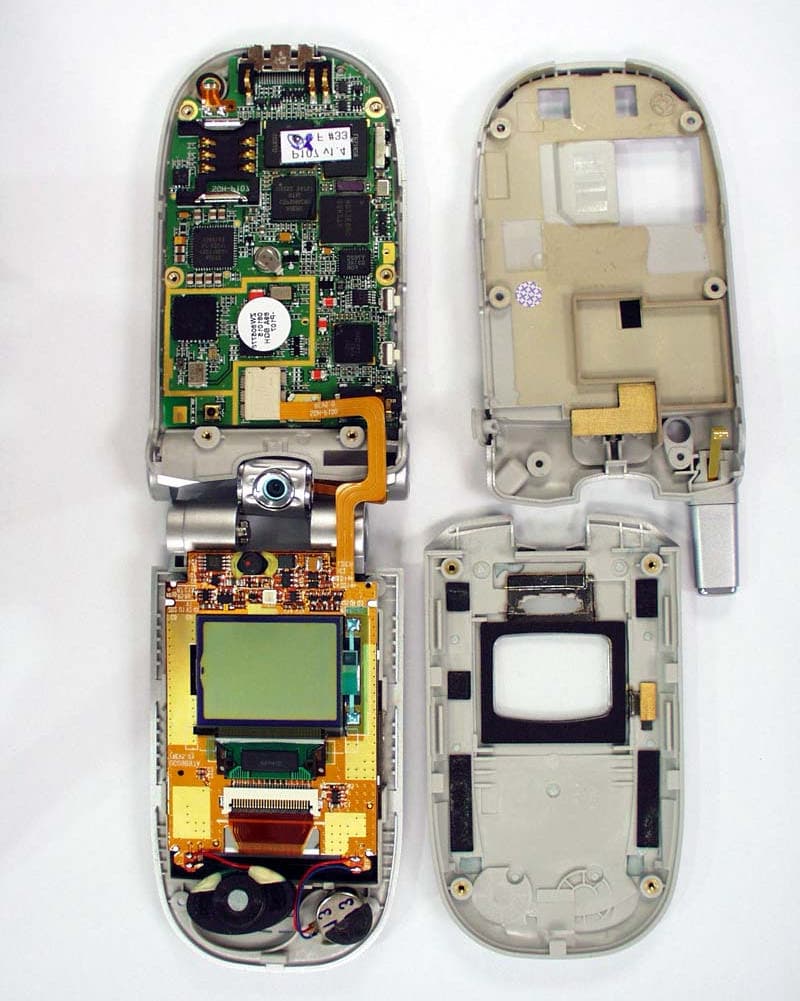Dual-Band GSM Phone - FCC ID A3LSGHP107 - Samsung Electronics Co Ltd (1)
