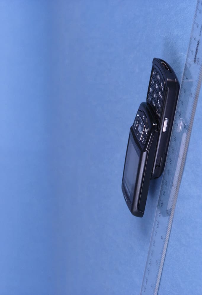 Single-Band PCS GSM/ EDGE Phone with WLAN - FCC ID A3LSGHP200 - Samsung Electronics Co Ltd (4)