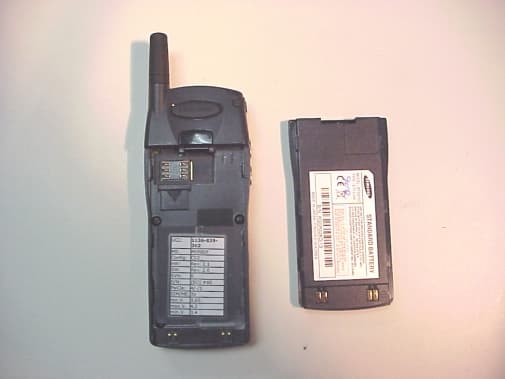 Dual band PCS cell phone GSM protocol - FCC ID A3LSGHQ105 - Samsung Electronics Co Ltd (2)