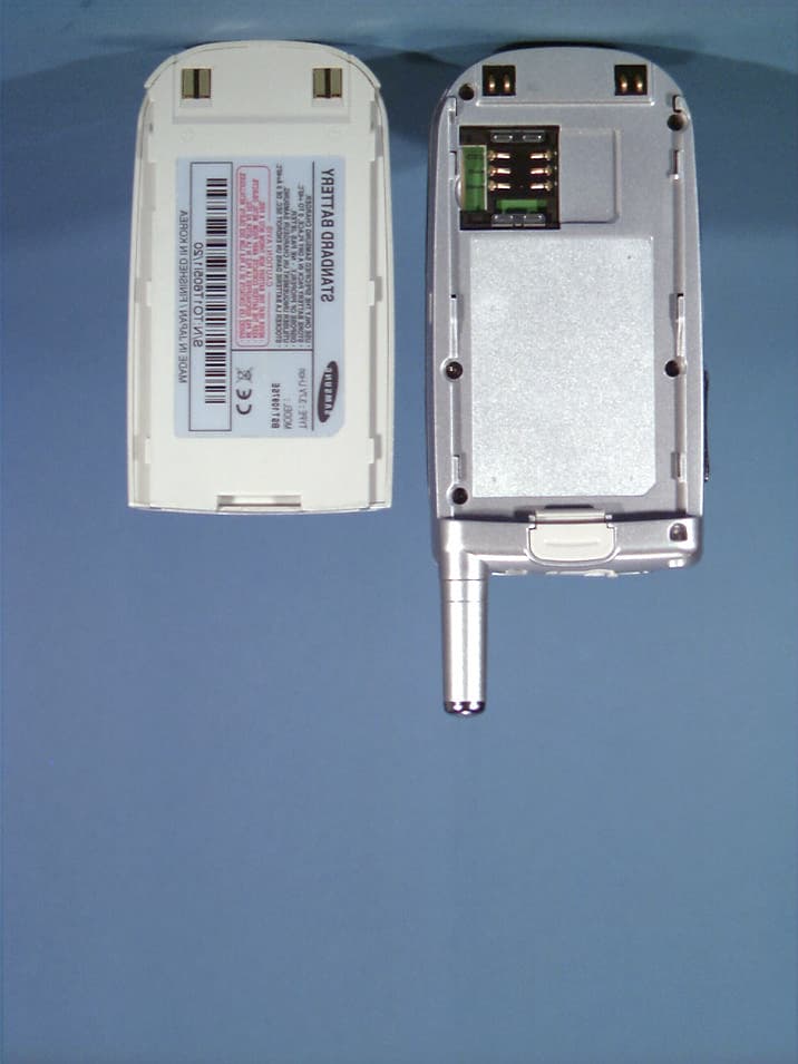 Single-Mode PCS GSM Phone - FCC ID A3LSGHS100 - Samsung Electronics Co Ltd (2)