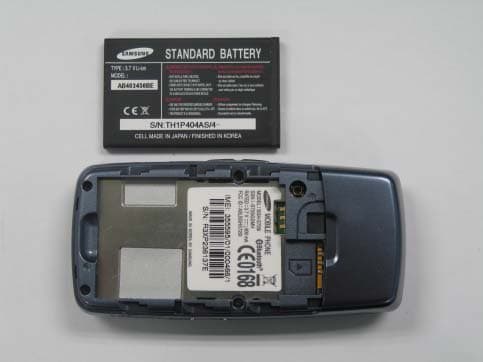 PCS GSM/ EDGE Phone with Bluetooth - FCC ID A3LSGHS720I - Samsung Electronics Co Ltd (3)