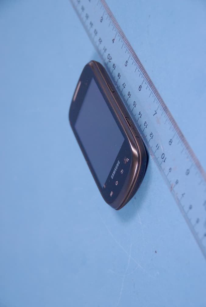 Cellullar/PCS GSM/EDGE and AWS WCDMA Phone with WLAN and Bluetooth - FCC ID A3LSGHT499 - Samsung Electronics Co Ltd (4)