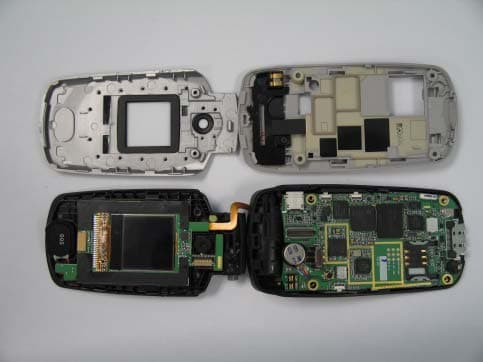 Dual-Band GSM/ EDGE Phone with Bluetooth - FCC ID A3LSGHT619 - Samsung Electronics Co Ltd (1)