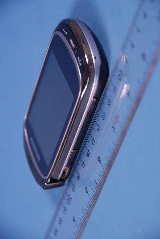 Cellular/PCS GSM/EDGE AWS WCDMA Phone with Bluetooth - FCC ID A3LSGHT669 - Samsung Electronics Co Ltd (4)