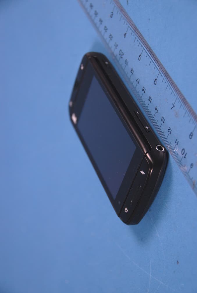 Cellular/ PCS GSM/ EDGE and AWS WCDMA Phone with WLAN and Bluetooth - FCC ID A3LSGHT839 - Samsung Electronics Co Ltd (1)