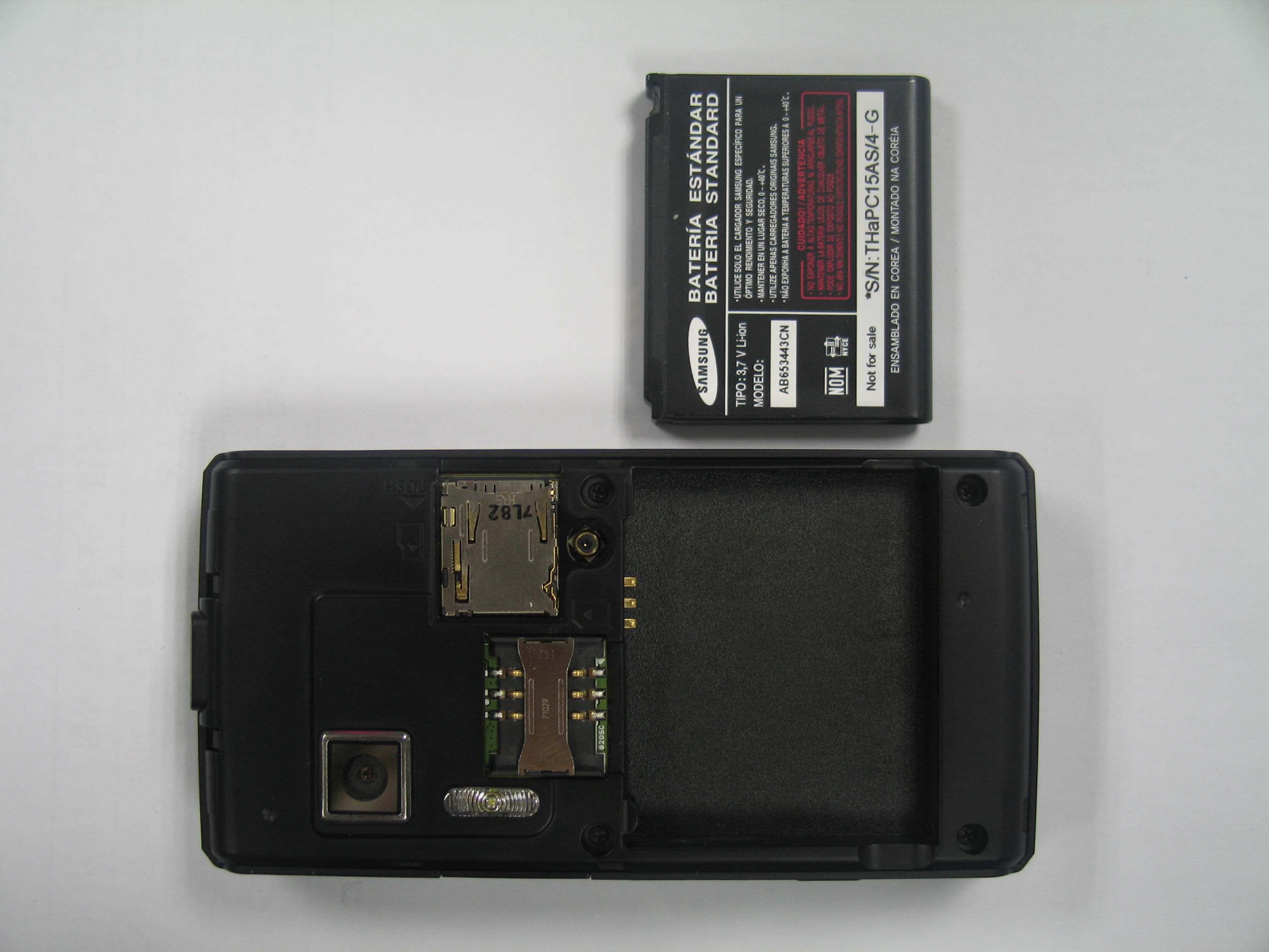 Celluar/PCS GSM/EDGE Phone with Bluetooth - FCC ID A3LSGHV820L - Samsung Electronics Co Ltd (1)