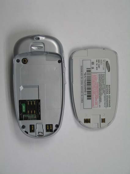 Dual-Band GSM Phone - FCC ID A3LSGHX467 - Samsung Electronics Co Ltd (2)
