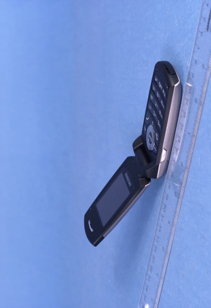 Single-Band PCS GSM/ EDGE Phone - FCC ID A3LSGHX688 - Samsung Electronics Co Ltd (3)