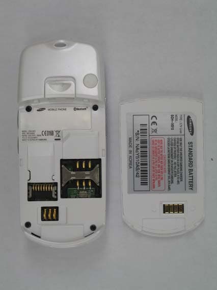 Single-Band PCS GSM Phone w/ Bluetooth Transmitter - FCC ID A3LSGHX810 - Samsung Electronics Co Ltd (2)