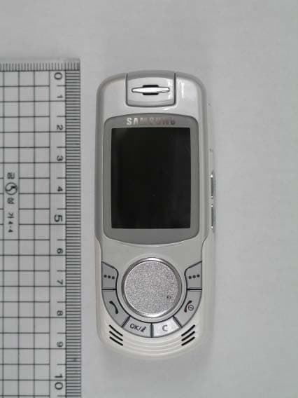 Single-Band PCS GSM Phone w/ Bluetooth Transmitter - FCC ID A3LSGHX810 - Samsung Electronics Co Ltd (1)