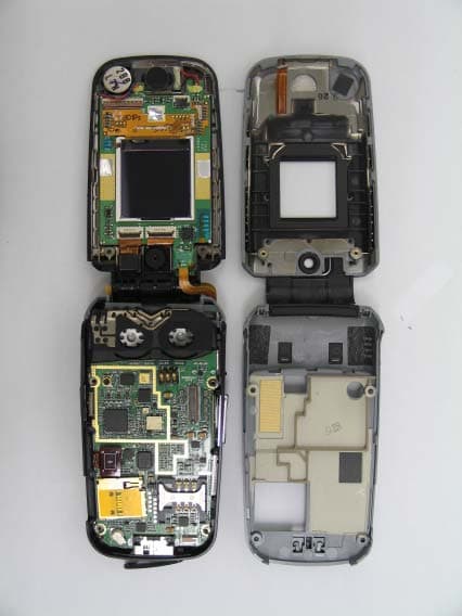 Single-Band PCS GSM/ EDGE Phone with Bluetooth - FCC ID A3LSGHZ310 - Samsung Electronics Co Ltd (1)