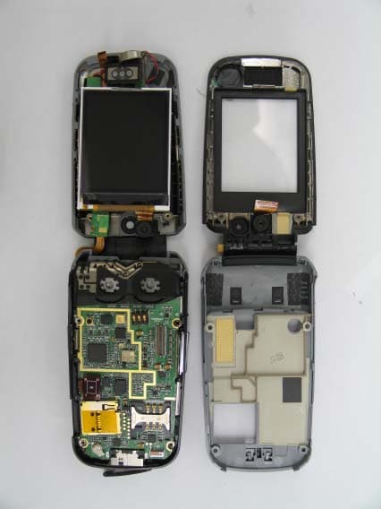Single-Band PCS GSM/ EDGE Phone with Bluetooth - FCC ID A3LSGHZ310 - Samsung Electronics Co Ltd (2)