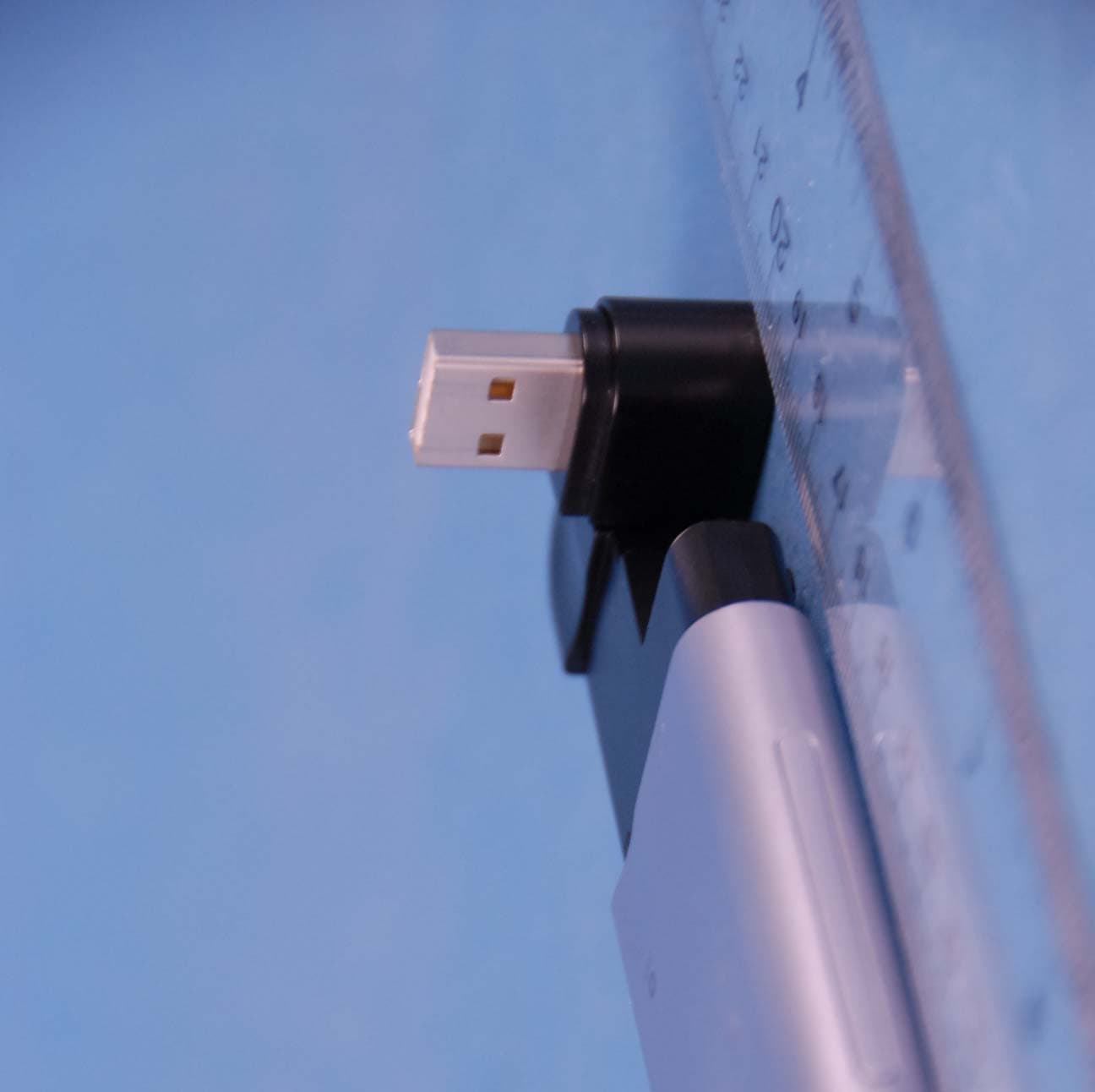 PCS GSM/ EDGE USB Device - FCC ID A3LSGHZ800 - Samsung Electronics Co Ltd (2)