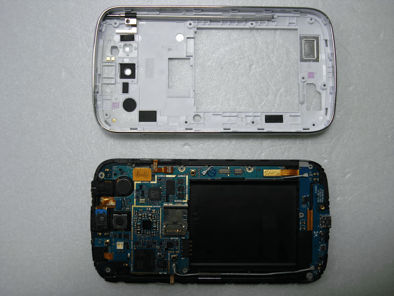 Mobile Phone - FCC ID A3LSHVE270L - Samsung Electronics Co Ltd (5)