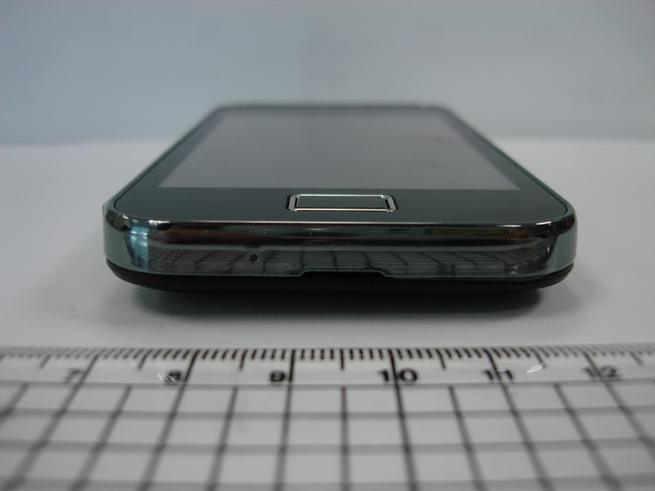 PCS GSM Phone with WLAN and Bluetooth - FCC ID A3LSHWM240S - Samsung Electronics Co Ltd (5)