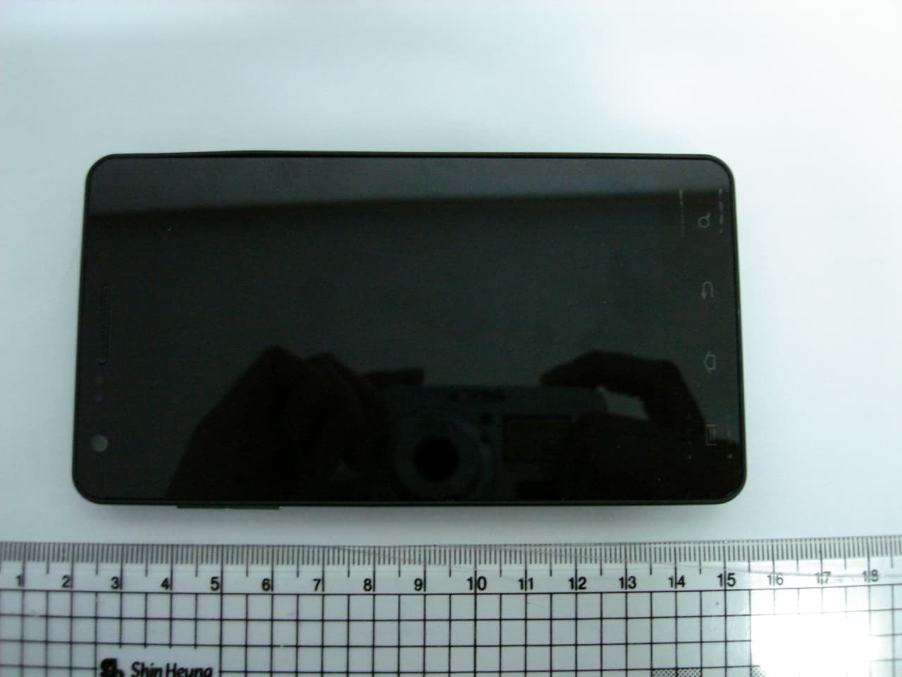 PCS GSM Phone with WLAN and Bluetooth - FCC ID A3LSHWM250S - Samsung Electronics Co Ltd (4)