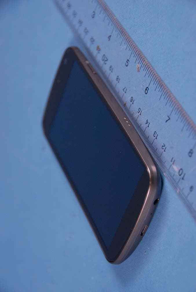 Cellular/PCS GSM/EDGE and Cellular/AWS/PCS WCDMA Phone with WLAN, Bluetooth and RFID - FCC ID A3LSHWM420K - Samsung Electronics Co Ltd (2)