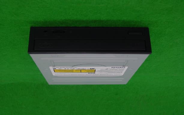 CD-RW/DVD Drive - FCC ID A3LSM348 - Samsung Electronics Co Ltd (2)