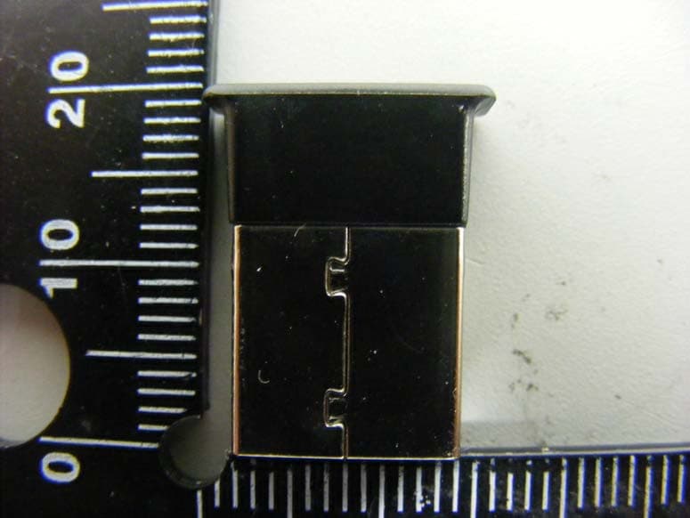 2.4 GHz Wireless USB Dongle - FCC ID A3LSM3PRC - Samsung Electronics Co Ltd (2)