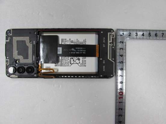 Mobile Phone - FCC ID A3LSMA047FN - Samsung Electronics Co Ltd (3)