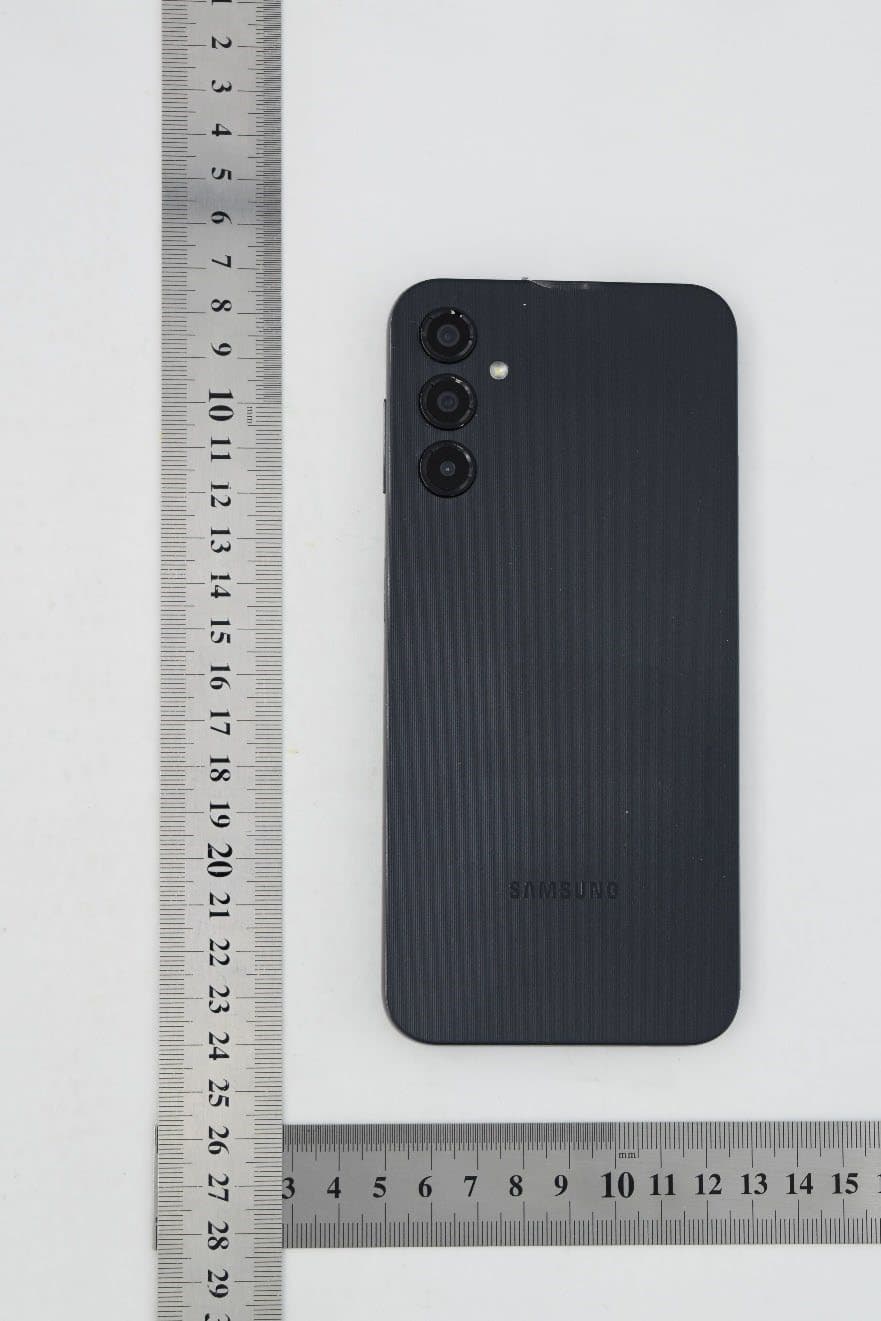 GSM/WCDMA/LTE Phone + BT/BLE, DTS/UNII a/b/g/n/ac - FCC ID A3LSMA145F - Samsung Electronics Co Ltd