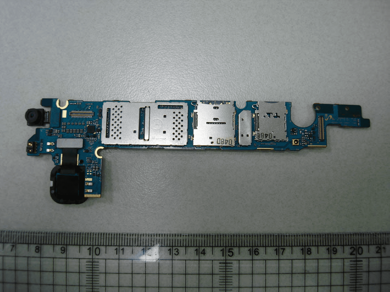 GSM/WCDMA/LTE Phone + Bluetooth, DTS/UNII a/b/g/n, ANT+ and NFC - FCC ID A3LSMA5000 - Samsung Electronics Co Ltd (3)