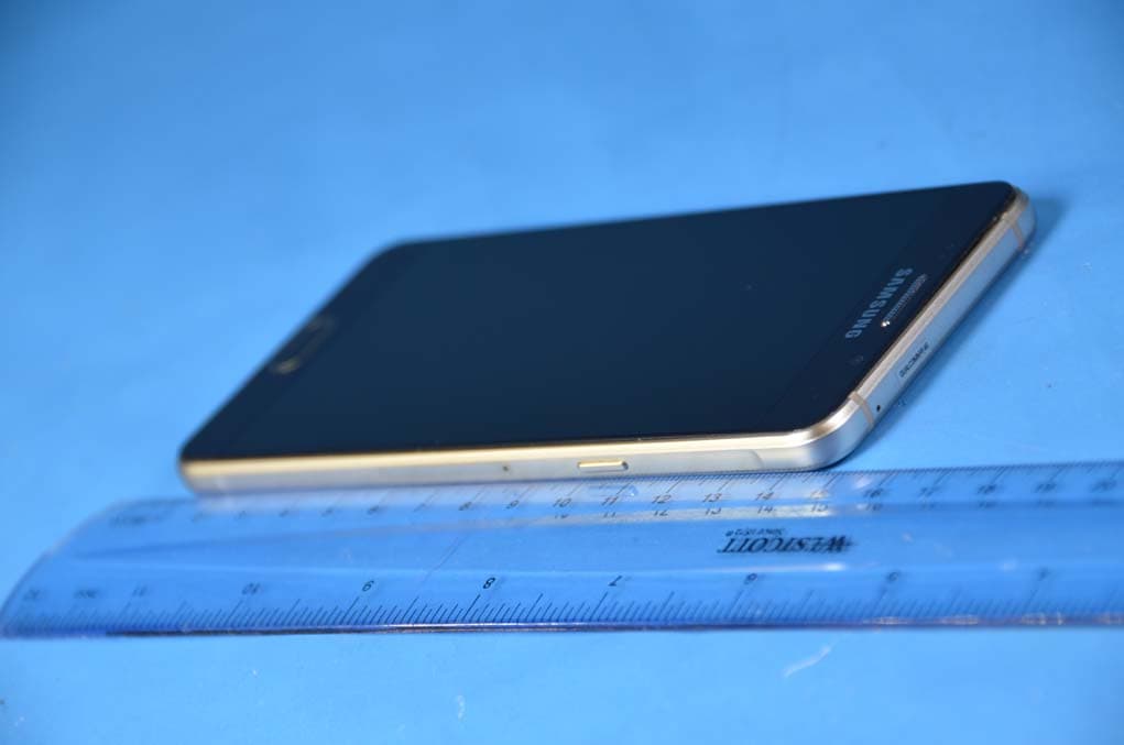 Multi-band GSM/EDGE/UMTS/LTE Phone with Bluetooth, WLAN, RFID and ANT+ - FCC ID A3LSMA5100 - Samsung Electronics Co Ltd (1)