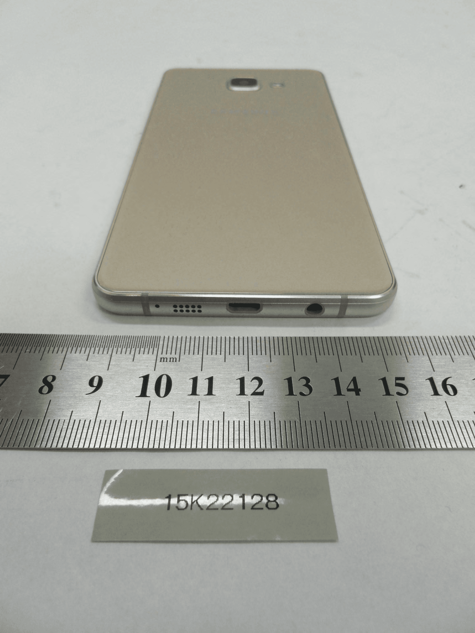 GSM/WCDMA/LTE Phone +BT/BLE, DTS/UNII a/b/g/n, ANT+ and NFC - FCC ID A3LSMA7100 - Samsung Electronics Co Ltd (4)