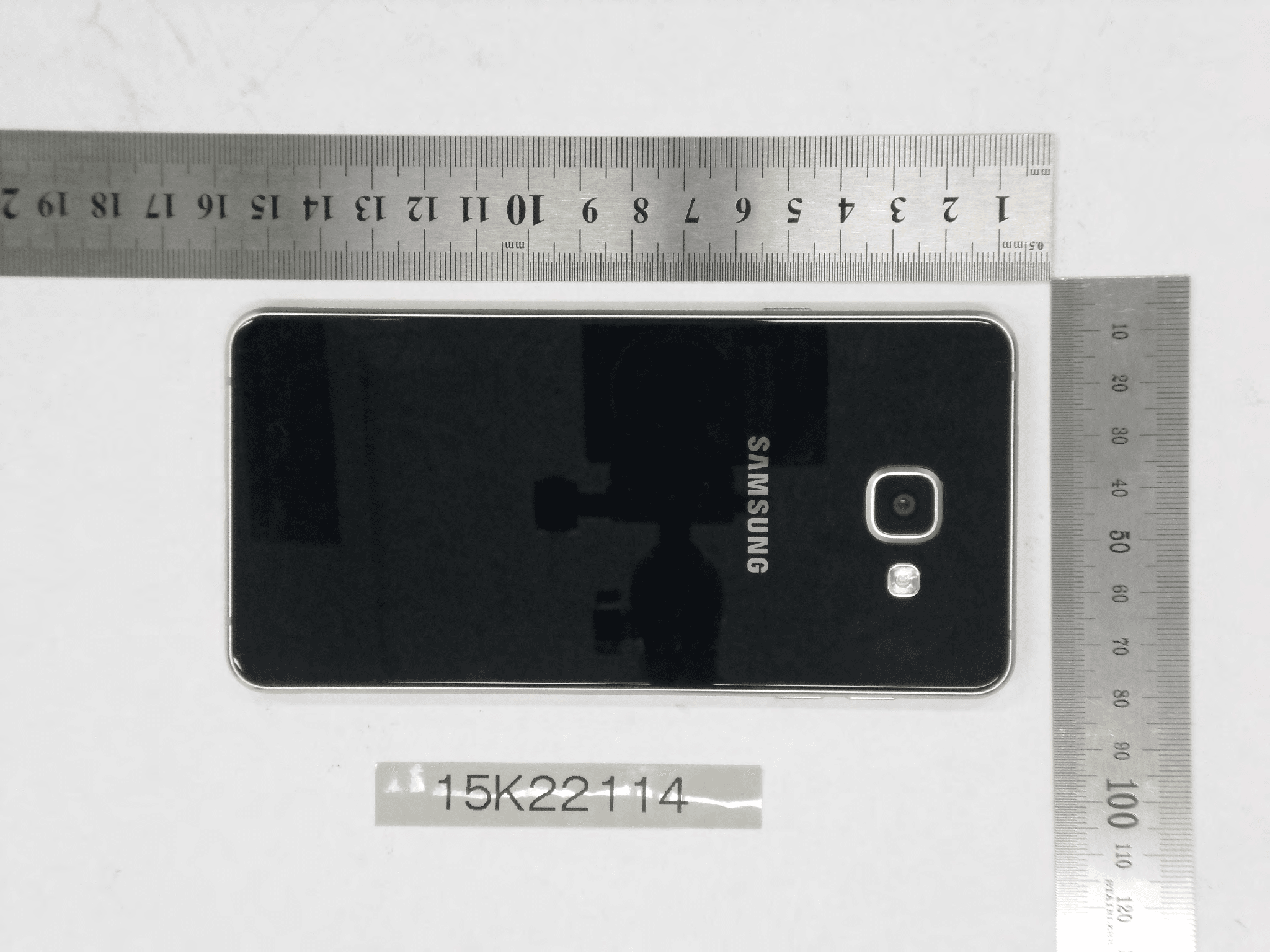 GSM/WCDMA/LTE Phone + BT/BLE, DTS/UNII a/b/g/n, ANT+ and NFC - FCC ID A3LSMA710KOR - Samsung Electronics Co Ltd (4)