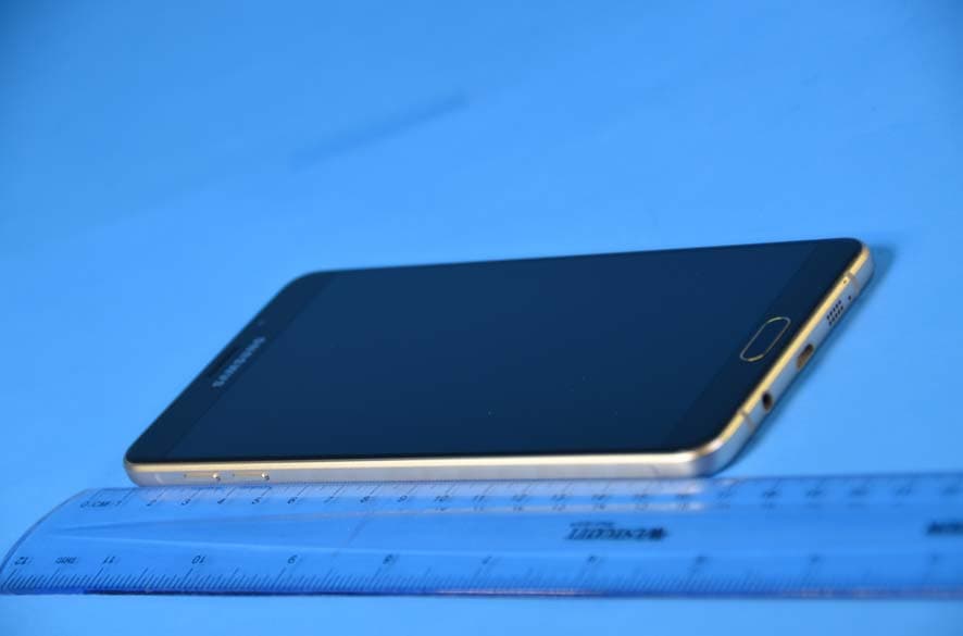 Multi-band GSM/EDGE/UMTS/LTE Phone with Bluetooth, WLAN, RFID and ANT+ - FCC ID A3LSMA9000 - Samsung Electronics Co Ltd
