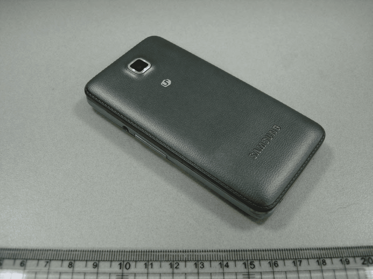 CDMA Phone with Bluetooth - FCC ID A3LSMB510LL - Samsung Electronics Co Ltd (4)