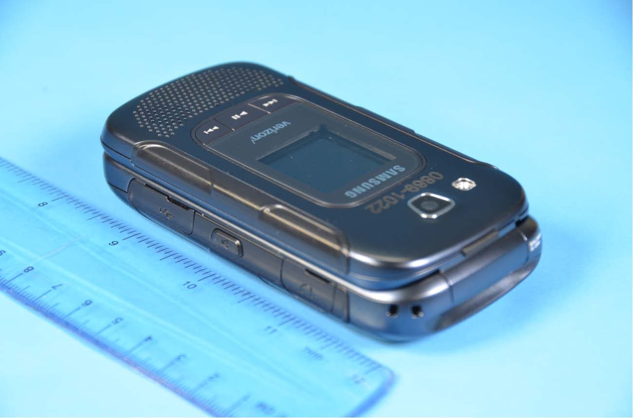 Cellular/PCS CDMA/GSM/EDGE Phone with Bluetooth - FCC ID A3LSMB690V - Samsung Electronics Co Ltd (2)