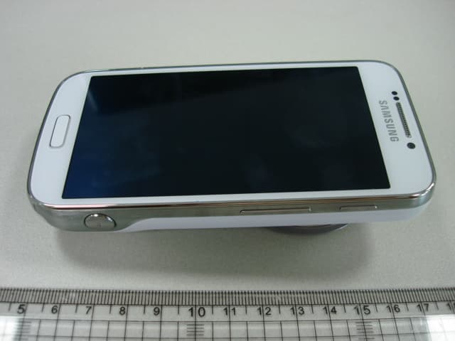Portable Handset with Multi-band GSM/EDGE/UMTS/LTE, WLAN, Blutooth and RFID - FCC ID A3LSMC105 - Samsung Electronics Co Ltd (3)
