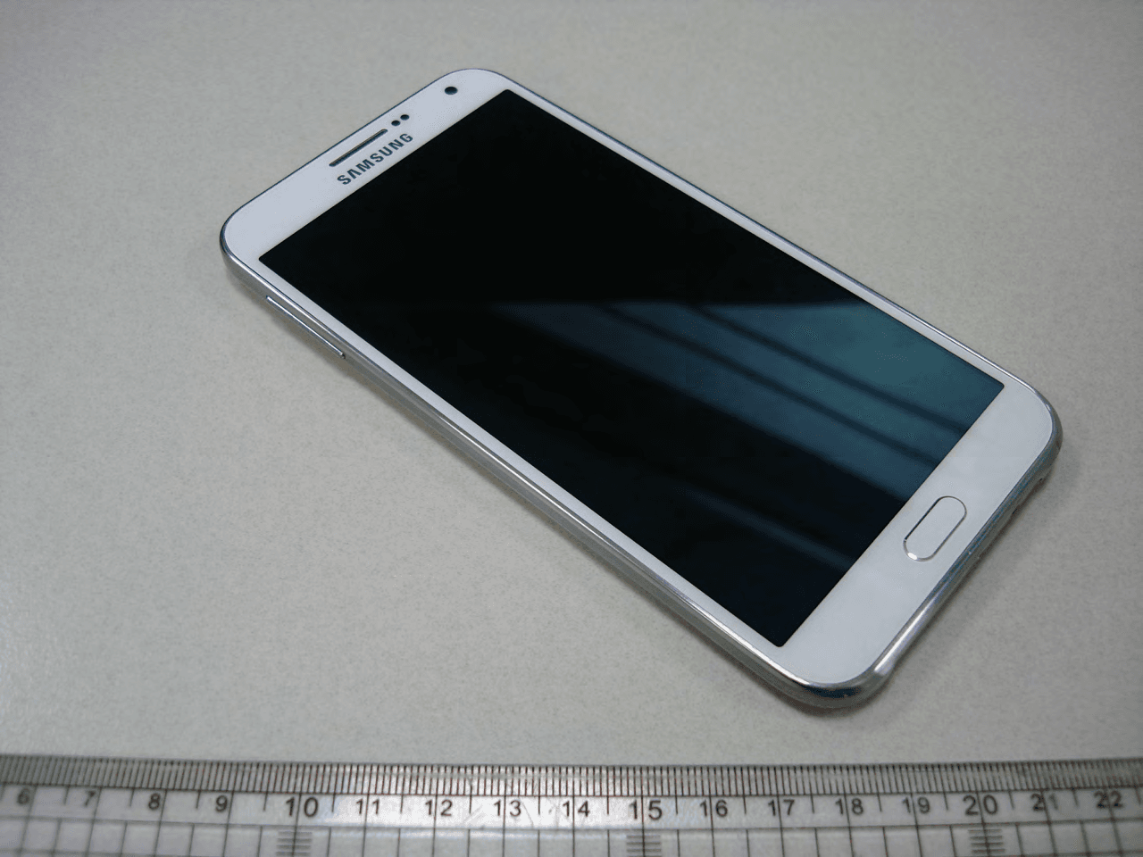 Mobile Phone - FCC ID A3LSME700F - Samsung Electronics Co Ltd (3)