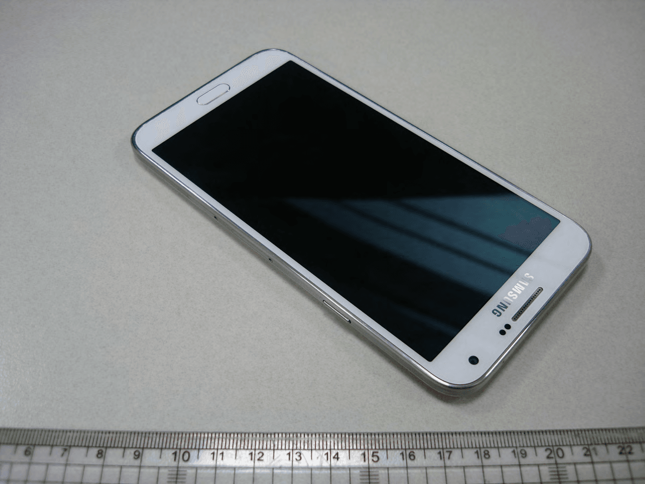 Mobile Phone - FCC ID A3LSME700M - Samsung Electronics Co Ltd (4)