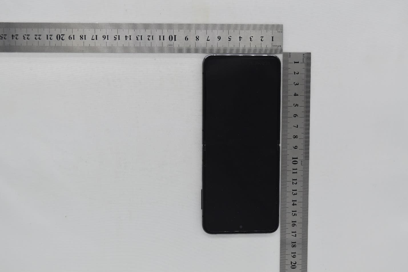 GSM/WCDMA/LTE/5G NR Phone + BT/BLE, DTS/UNII a/b/g/n/ac/ax, NFC and WPT - FCC ID A3LSMF721B - Samsung Electronics Co Ltd (4)