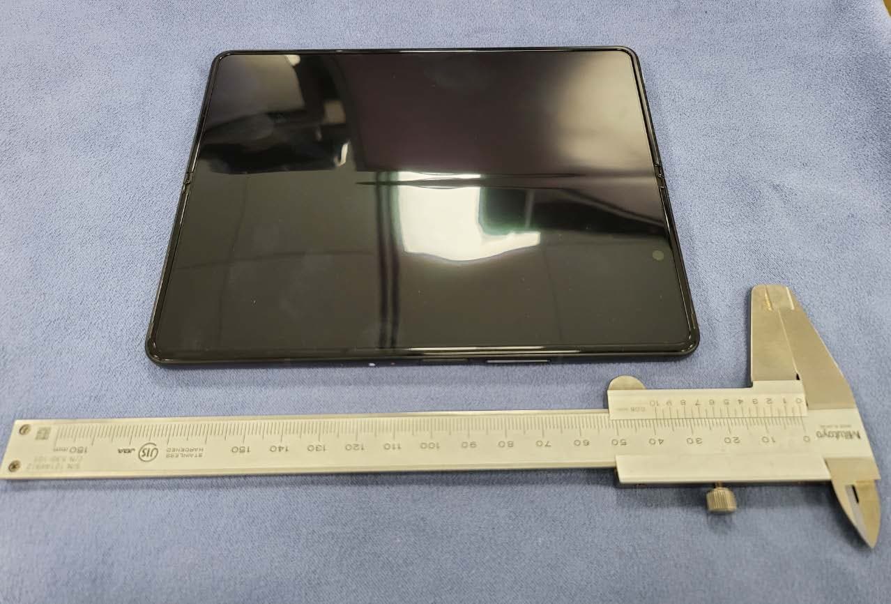 Portable Handset - FCC ID A3LSMF926B - Samsung Electronics Co Ltd (3)