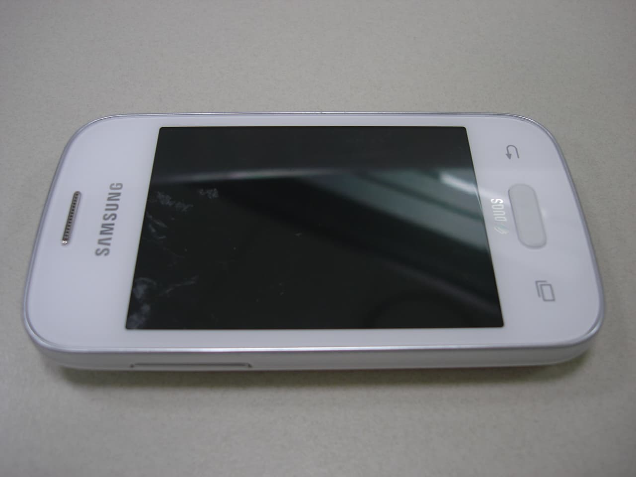 Mobile phone - FCC ID A3LSMG110B - Samsung Electronics Co Ltd (3)