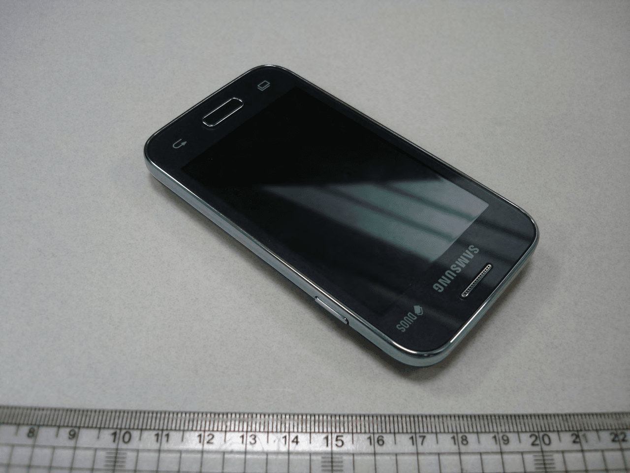 GSM/WCDMA Phone + Bluetooth and WLAN 2.4GHz b/g/n - FCC ID A3LSMG130BU - Samsung Electronics Co Ltd (5)