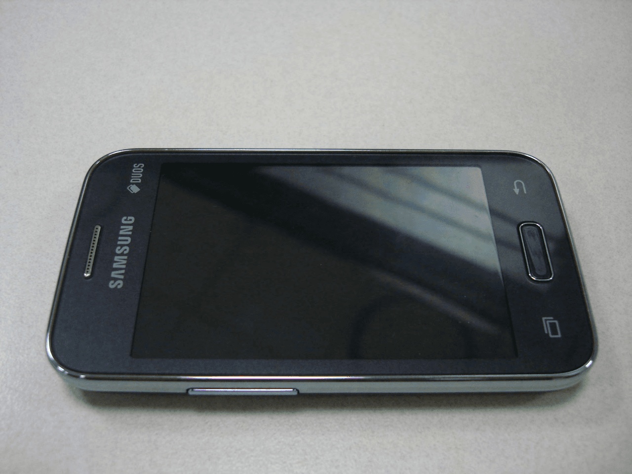 GSM/WCDMA Phone + Bluetooth and WLAN 2.4GHz b/g/n - FCC ID A3LSMG130BU - Samsung Electronics Co Ltd (4)