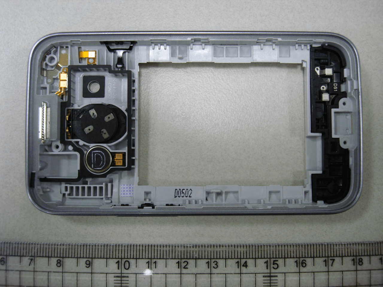 GSM/WCDMA Phone + Bluetooth, WLAN 2.4GHz b/g/n & NFC - FCC ID A3LSMG130HN - Samsung Electronics Co Ltd (3)
