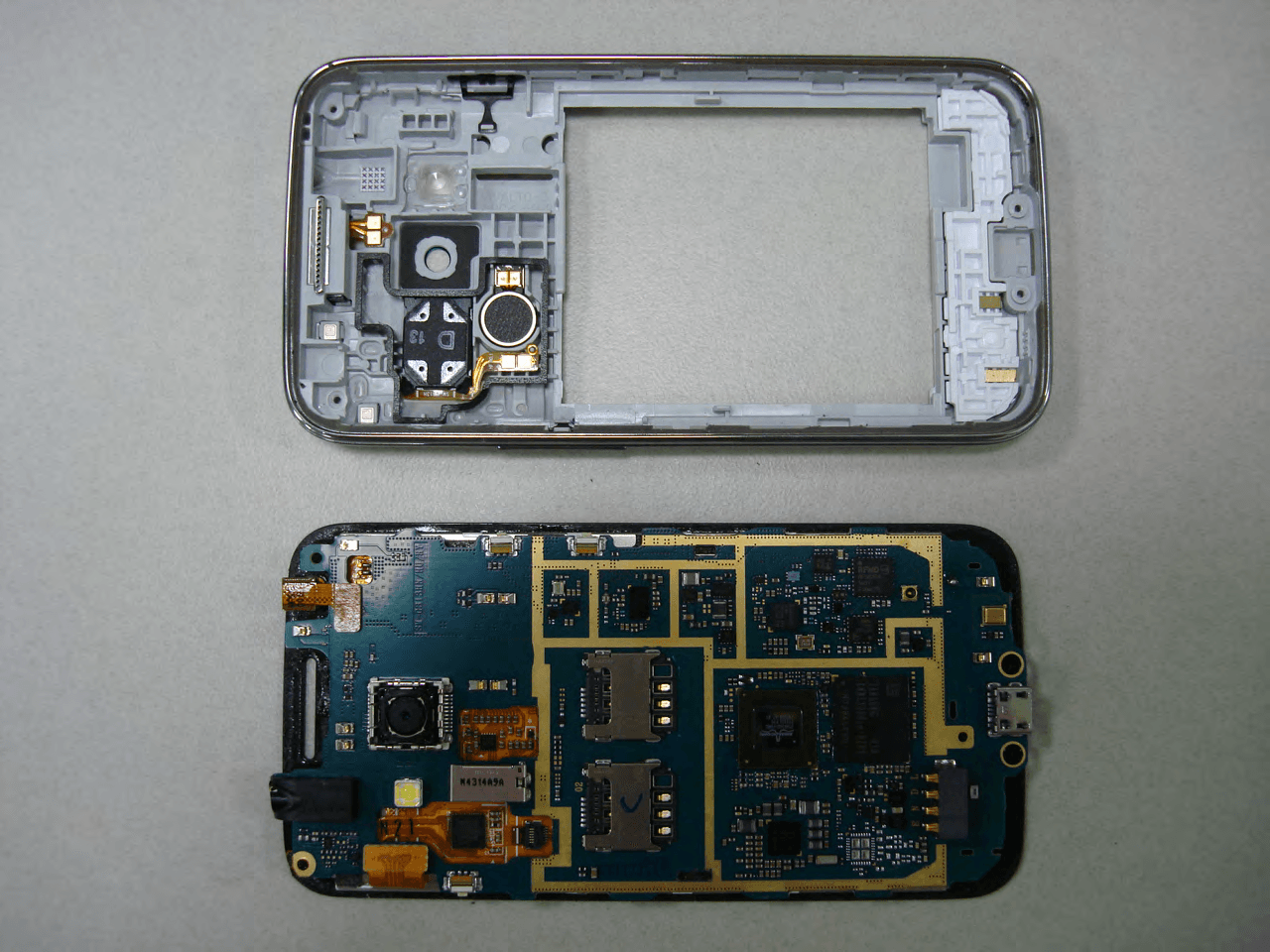 GSM/WCDMA Phone + Bluetooth, WLAN 2.4GHz b/g/n - FCC ID A3LSMG313M - Samsung Electronics Co Ltd (5)