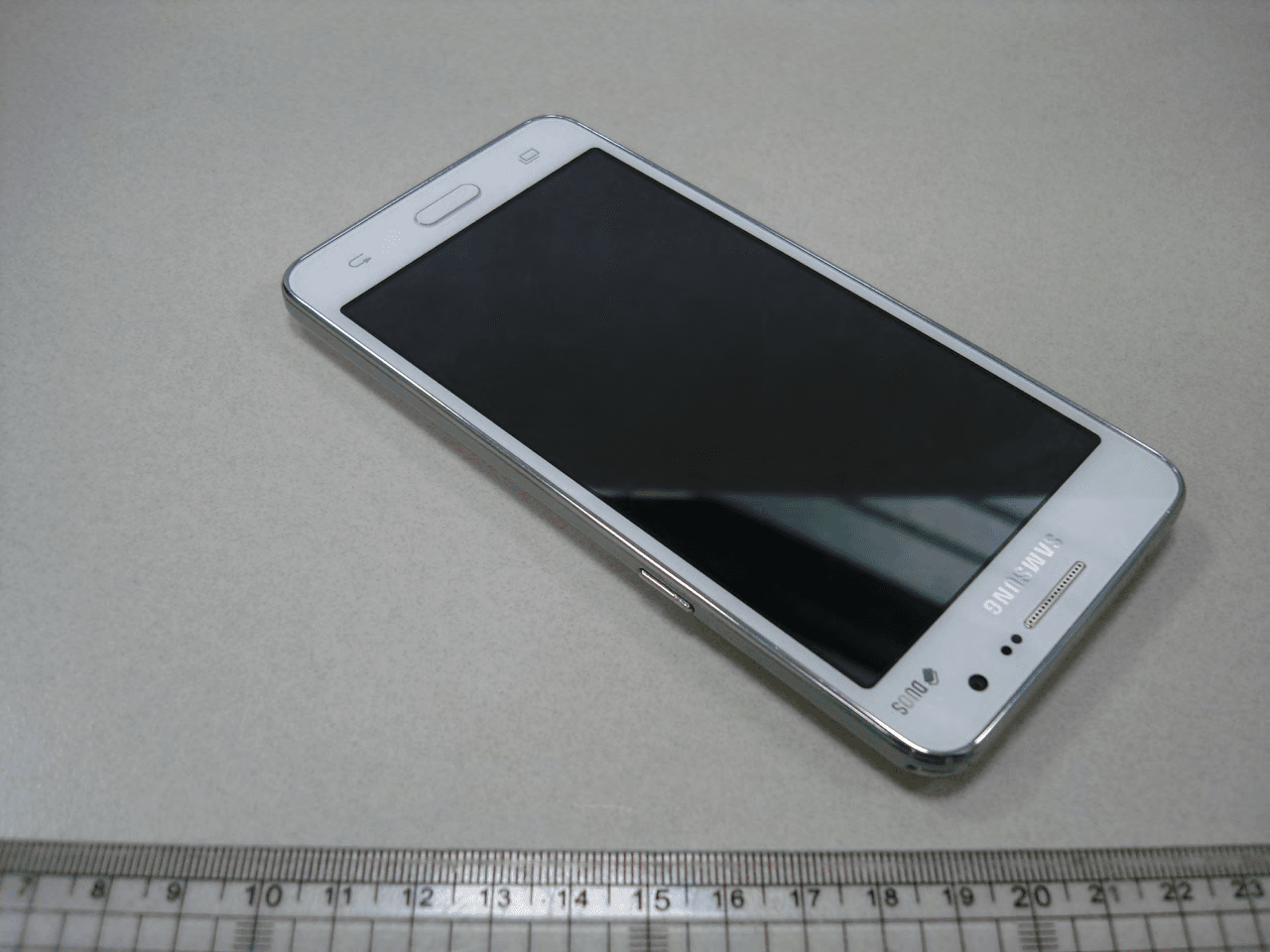 GSM/WCDMA Phone + Bluetooth and WLAN 2.4GHz b/g/n - FCC ID A3LSMG530BT - Samsung Electronics Co Ltd (4)