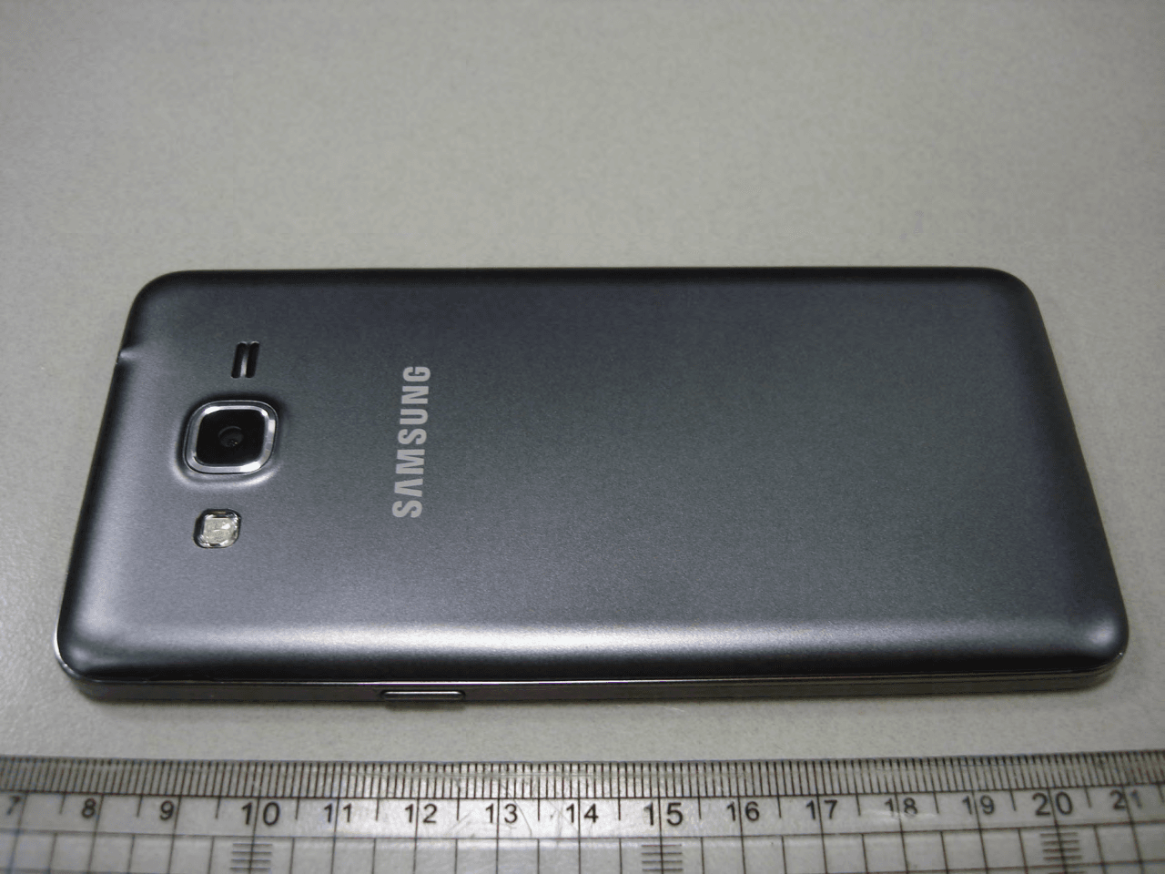 GSM/WCDMA/LTE Phone + Bluetooth, WLAN 2.4GHz b/g/n and NFC - FCC ID A3LSMG530FZ - Samsung Electronics Co Ltd (2)