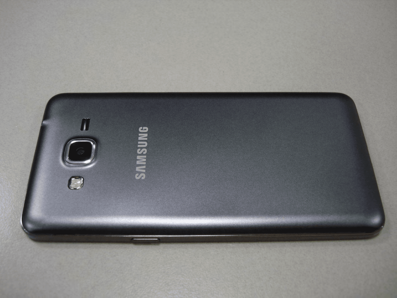 GSM/WCDMA/LTE Phone + Bluetooth, WLAN 2.4GHz b/g/n and NFC - FCC ID A3LSMG530FZ - Samsung Electronics Co Ltd (1)