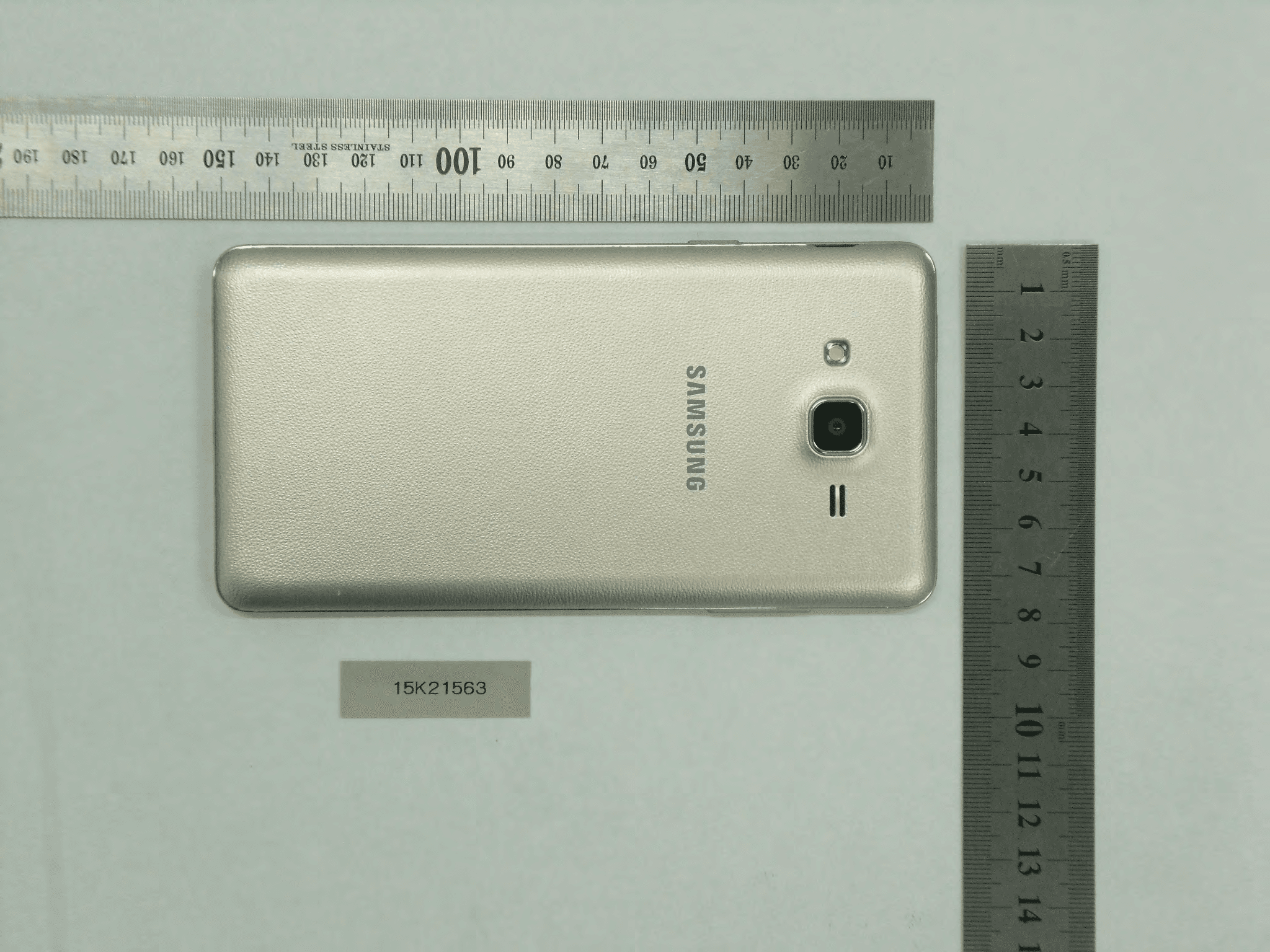 GSM/WCDMA/LTE Phone +Bluetooth/BLE and DTS b/g/n - FCC ID A3LSMG6000 - Samsung Electronics Co Ltd