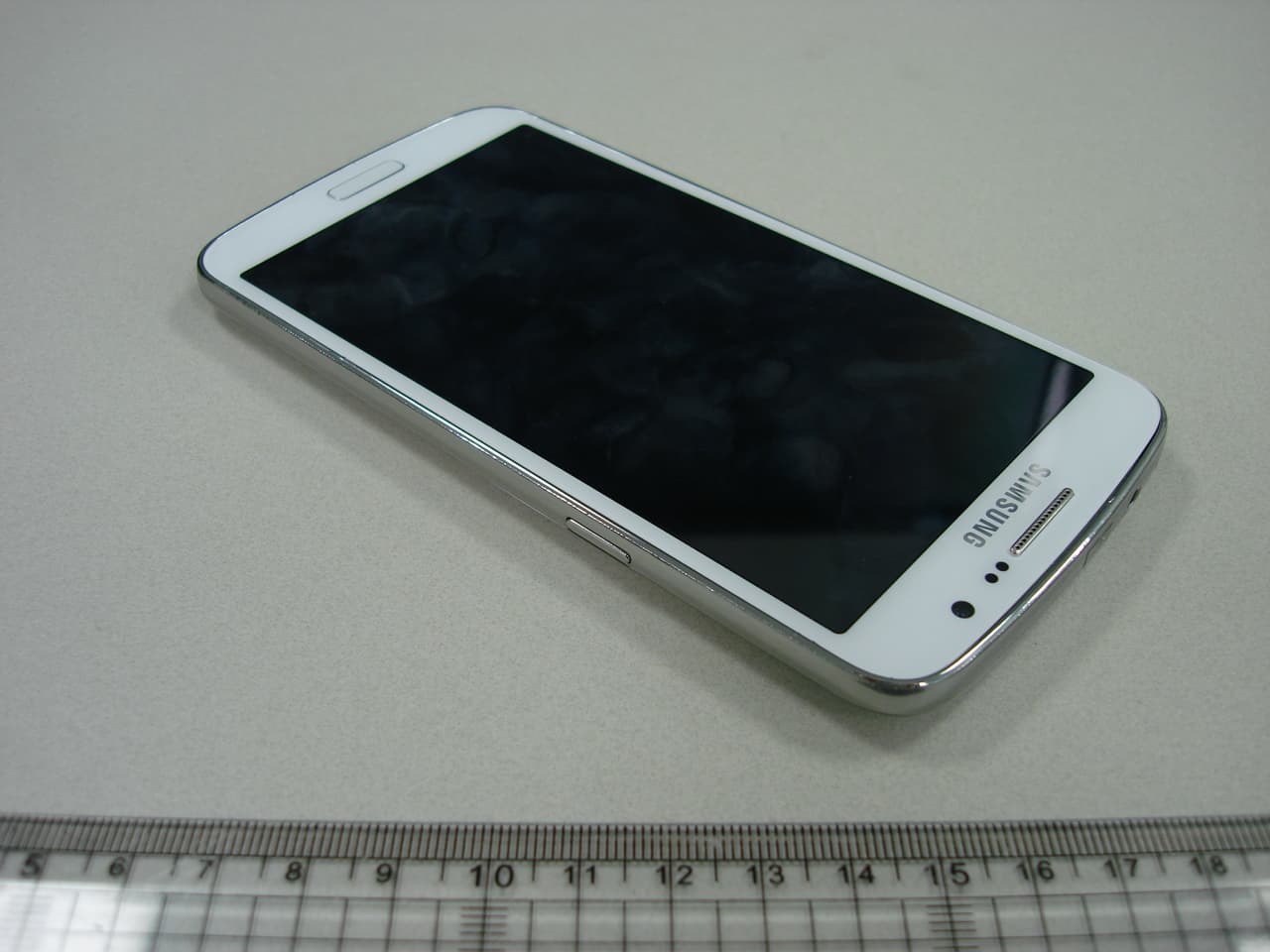 Cellular/PCS GSM/EDGE/WCDMA Phone with WLAN and Bluetooth - FCC ID A3LSMG7102 - Samsung Electronics Co Ltd (5)